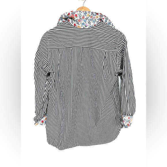 Riva Varenna Striped Black and White Button Down with Floral Accents Size Large - Picture 5 of 7